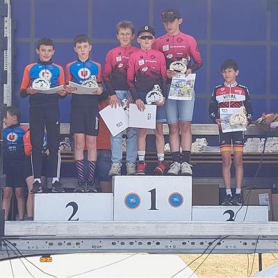 Podium 2